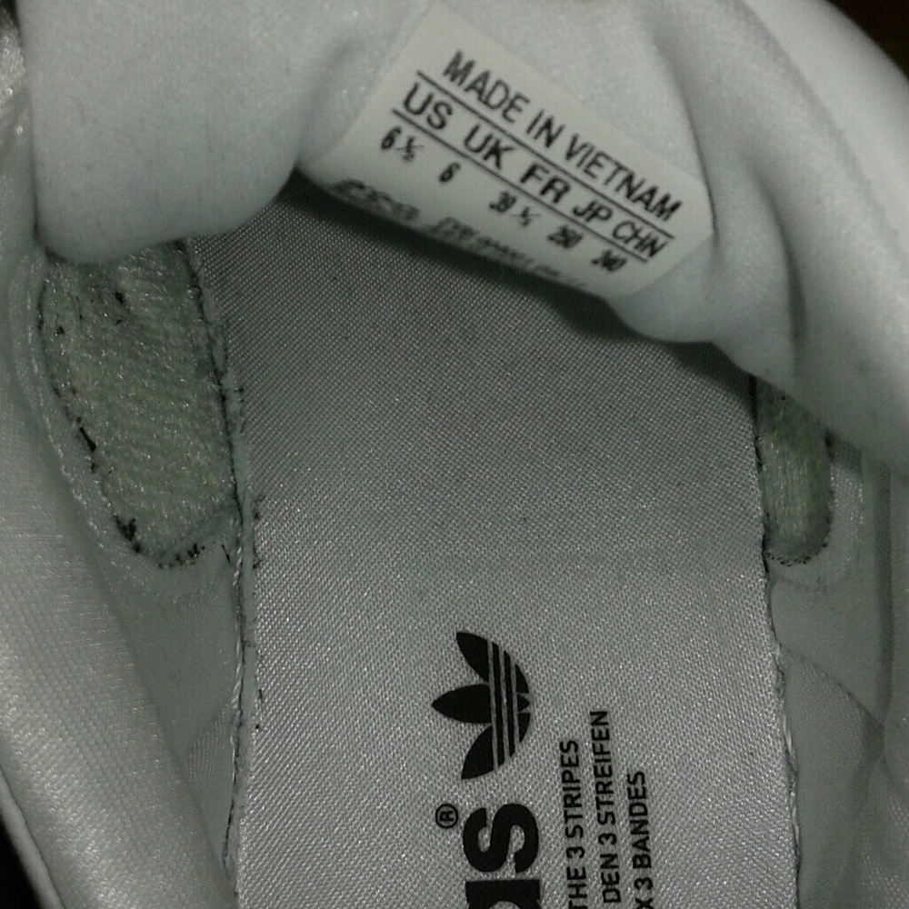 All white Adidas Originals - Picture 7 of 7